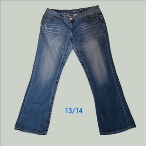 Maurices Jeans Womens 13/14 CUTE!